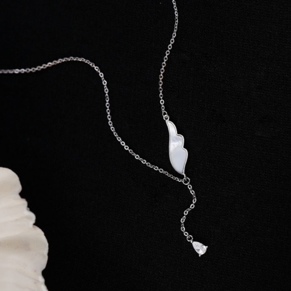 925 Angel Wing Crystal Tassel Necklace - Picture 13 of 13